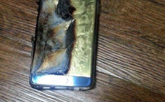 Samsung khuyến cáo ngừng sử dụng điện thoại Galaxy Note 7