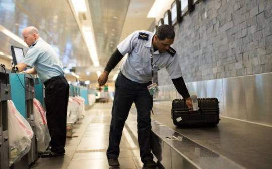 Hàng không Mỹ gắn chip chống thất lạc cho hành lý