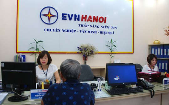 Thanh toán tiền điện linh hoạt với tiện ích mới của EVN Hà Nội