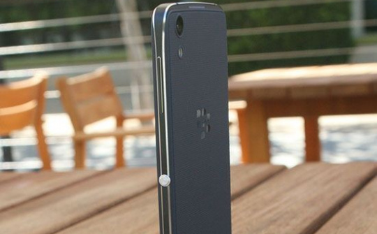 BlackBerry Argon (DTEK60) sắp ra mắt tại Việt Nam