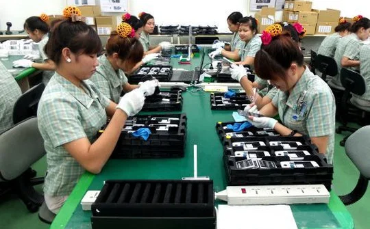 Gần 2.000 nhân viên Samsung Việt Nam được học Cao đẳng chính quy