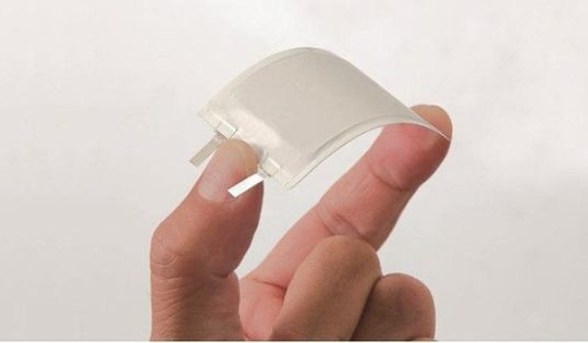 Panasonic phát triển thành công pin dẻo mỏng 0,55mm, có thể bẻ hoặc xoắn