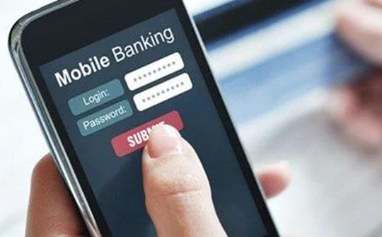 Phê duyệt vay tín dụng dựa trên hành vi sử dụng điện thoại