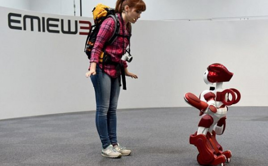 Nhật Bản triển khai Robot hướng dẫn tại sân bay