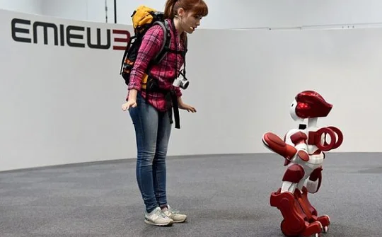 Nhật Bản triển khai Robot hướng dẫn tại sân bay