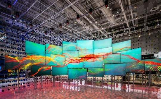 Samsung "phô diễn" công nghệ Chấm lượng tử tại IFA 2016