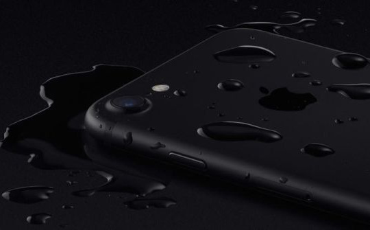 iPhone thế hệ tiếp theo sẽ tăng khả năng chống nước và chống bụi?