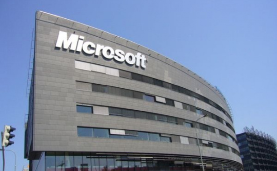 Microsoft sắp cắt giảm 700 nhân sự