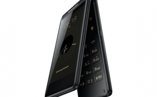 Flagship nắp gập Samsung ra mắt tháng 11: Snapdragon 835, RAM 4GB