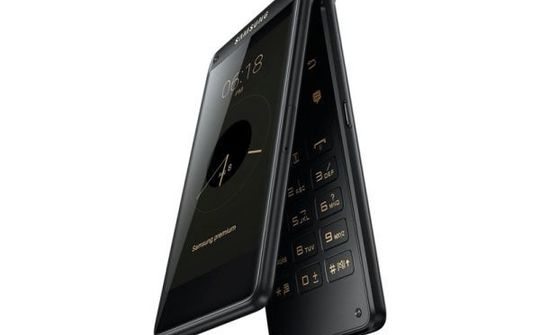 Flagship nắp gập Samsung ra mắt tháng 11: Snapdragon 835, RAM 4GB