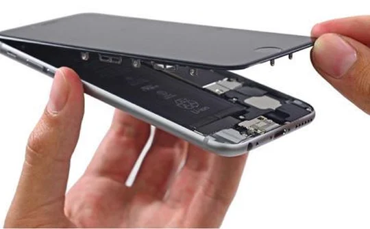iPhone 8 Plus đang là mẫu iPhone có pin "trâu" nhất của Apple