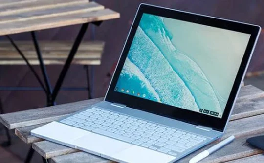 Google công bố laptop cao cấp Pixelbook hỗ trợ bút cảm ứng
