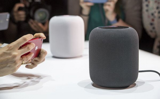 Apple trì hoãn phát hành HomePod sang năm tới