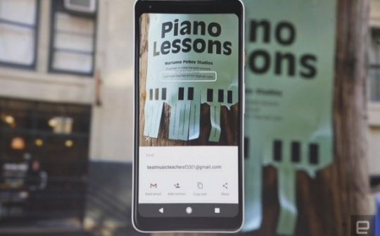 Google Lens đã được tích hợp thẳng vào Google Assistant