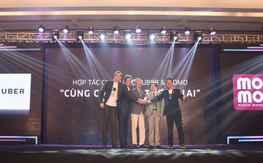 Momo - Uber hợp tác chiến lược, thúc đẩy thanh toán điện tử