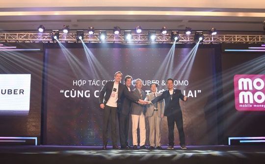 Momo - Uber hợp tác chiến lược, thúc đẩy thanh toán điện tử