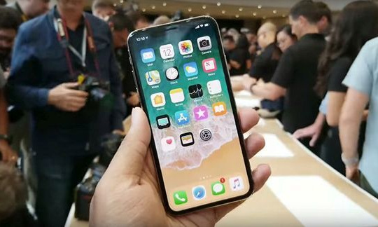 Apple đã lên kế hoạch sản xuất iPhone XL với màn hình lớn hơn