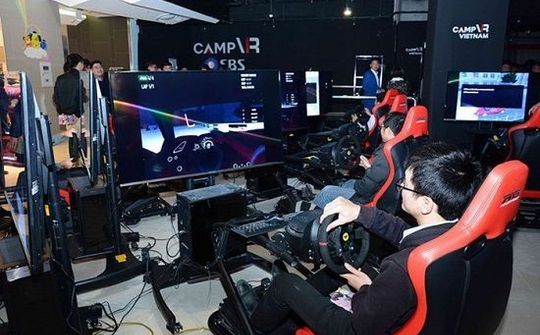 Ra mắt khu trải nghiệm thực tế ảo đầu tiên của Hàn Quốc tại Hà Nội