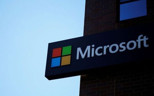 Microsoft hợp tác cùng Fujitsu đẩy mạnh các nghiên cứu về AI