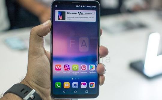 LG V30 bắt đầu được cập nhật Android Oreo