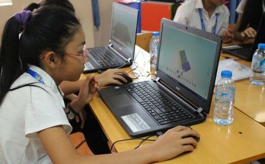 Xóa mù tin học cho thanh thiếu niên khó khăn vùng ven biển