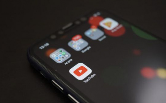 YouTube có thêm tính năng tương tự Stories của Snapchat và Instagram