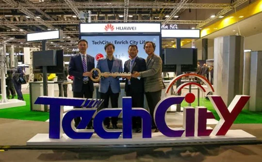 LG U+ và Huawei khai trương TechCity tại Seoul
