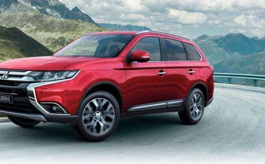 Mitsubishi Outlander 7 chỗ - mẫu CUV cho người "thực dụng"
