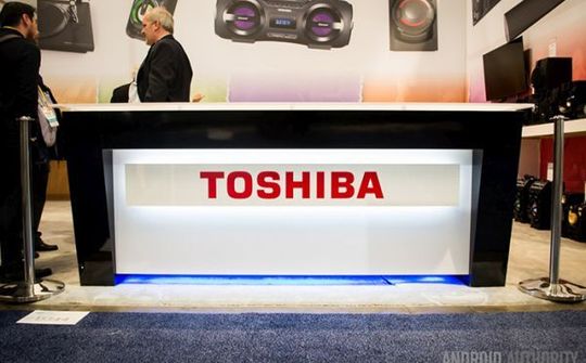 Toshiba đứng bên bờ vực phá sản vì thua lỗ