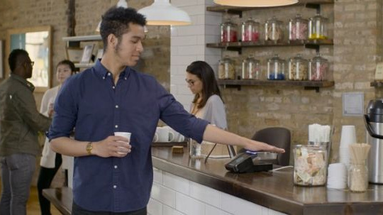 Mỹ thử nghiệm công nghệ thanh toán POS bằng lòng bàn tay