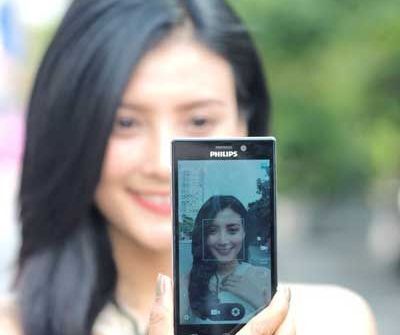 Philips V787 - smartphone hấp dẫn dưới 4 triệu đồng