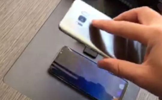 Tính năng nhận diện khuôn mặt của Galaxy S8 bị vô hiệu hóa dễ dàng