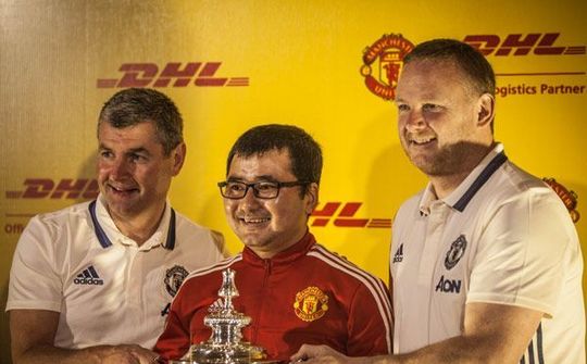 Danh thủ M.U đến Việt Nam tham gia “Cùng DHL đồng hành Khoảnh khắc huyền thoại”