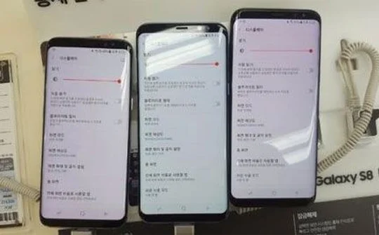 Samsung tung bán vá lỗi màn hình ám đỏ trên Galaxy S8 trong tuần tới