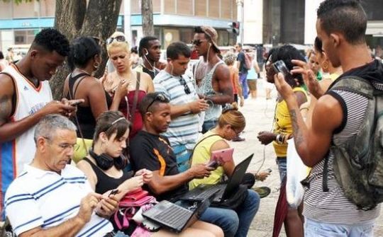 Cuba là nước có tỷ lệ người sử dụng mạng xã hội tăng mạnh nhất thế giới