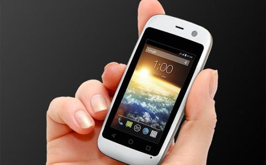 Posh Mobile giới thiệu Smartphone nhỏ nhất thế giới, giá 55 USD