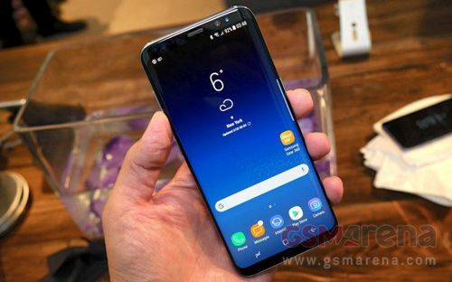 Samsung Galaxy S8 plus phiên bản RAM 6GB có giá 23,4 triệu đồng