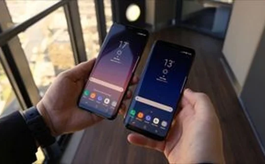 Video quảng cáo màn hình vô cực trên Samsung Galaxy S8