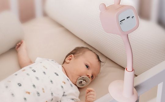 EZVIZ trình làng camera hỗ trợ theo dõi trẻ sơ sinh