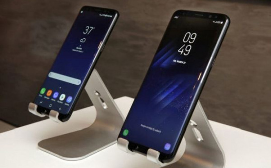 Bộ đôi Galaxy S8 và S8 Plus lại gặp vấn đề về bộ phận loa của thiết bị