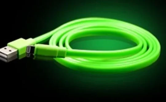 Apple nhận bằng sáng chế cáp phát sáng trong đêm