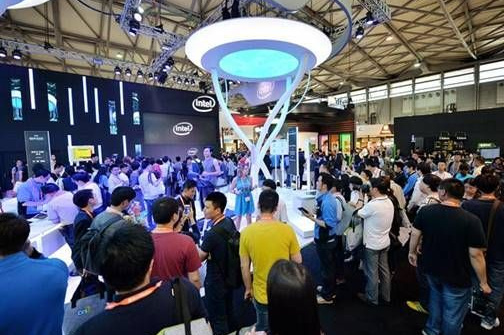 Việt Nam trong dòng chảy toàn cầu hóa: Tận dụng công nghệ để đi tắt, đón đầu