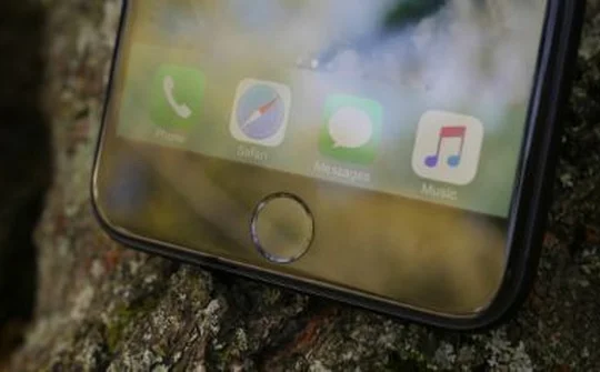 Phím Home tròn truyền thống sẽ bị loại bỏ khỏi iPhone 8