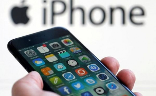 Khách hàng chờ đợi iPhone 8, doanh số iPhone quý II/2017 sụt giảm