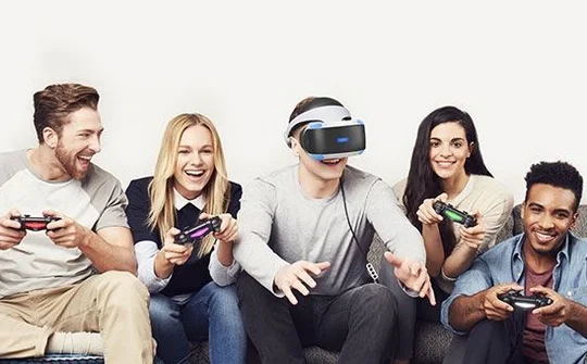PlayStation 4 chính thức có mặt trên thị trường, giá 12 triệu đồng
