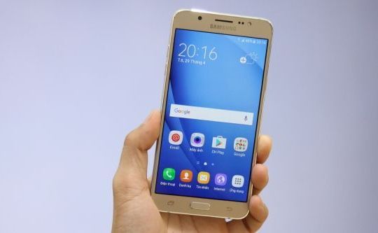 Galaxy J7 2015 sẽ được cập nhật Android 7 Nougat