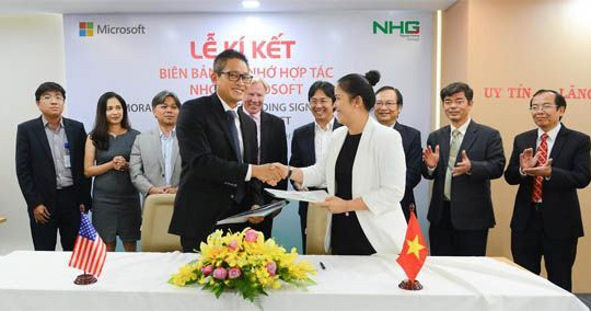 Microsoft và Nguyễn Hoàng hợp tác hỗ trợ phát triển trường học hiện đại