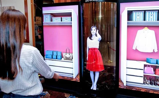 LG Display giới thiệu màn hình OLED 77 inch trong suốt siêu dẻo