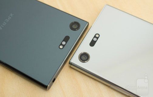 Người dùng phàn nàn về lỗi camera trên Xperia XZs và XZ Premium
