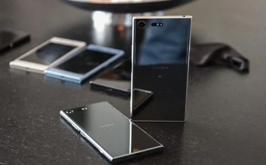 Xperia XZ Premium màn hình 4K chính thức lên kệ tại thị trường Ấn Độ